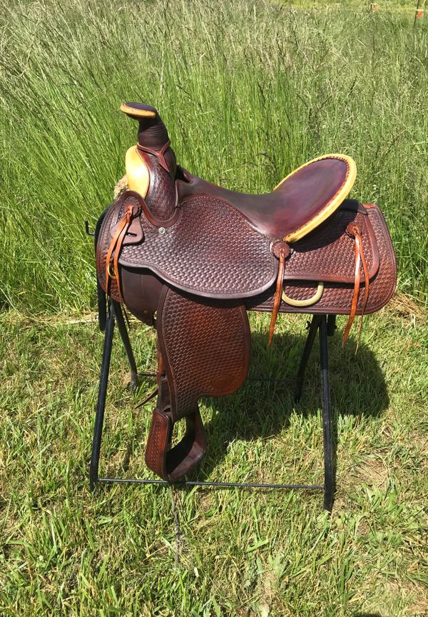 Hereford Textan Ranch/ Roping Western Saddle for Sale in Roy, WA OfferUp