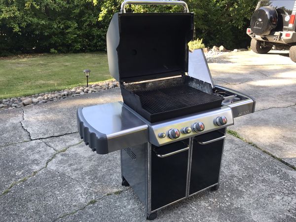 weber 3 burner with side burner