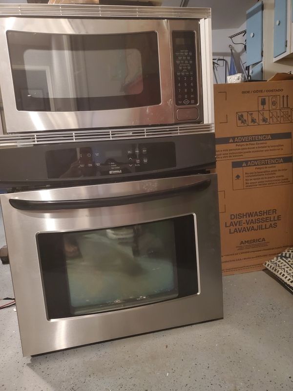 Kenmore microwave and oven combo. Free. for Sale in Ocean Ridge, FL