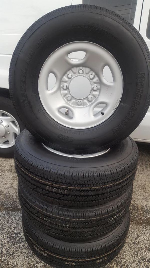 Brand new Chevy Express wheels and tires 245/75/16 for Sale in Oak Lawn