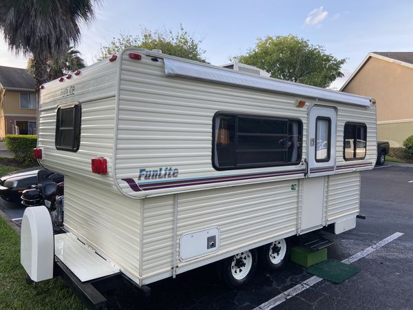 96 fun light hilo 16 foot tandem axle travel trailer very easy to Tow ...