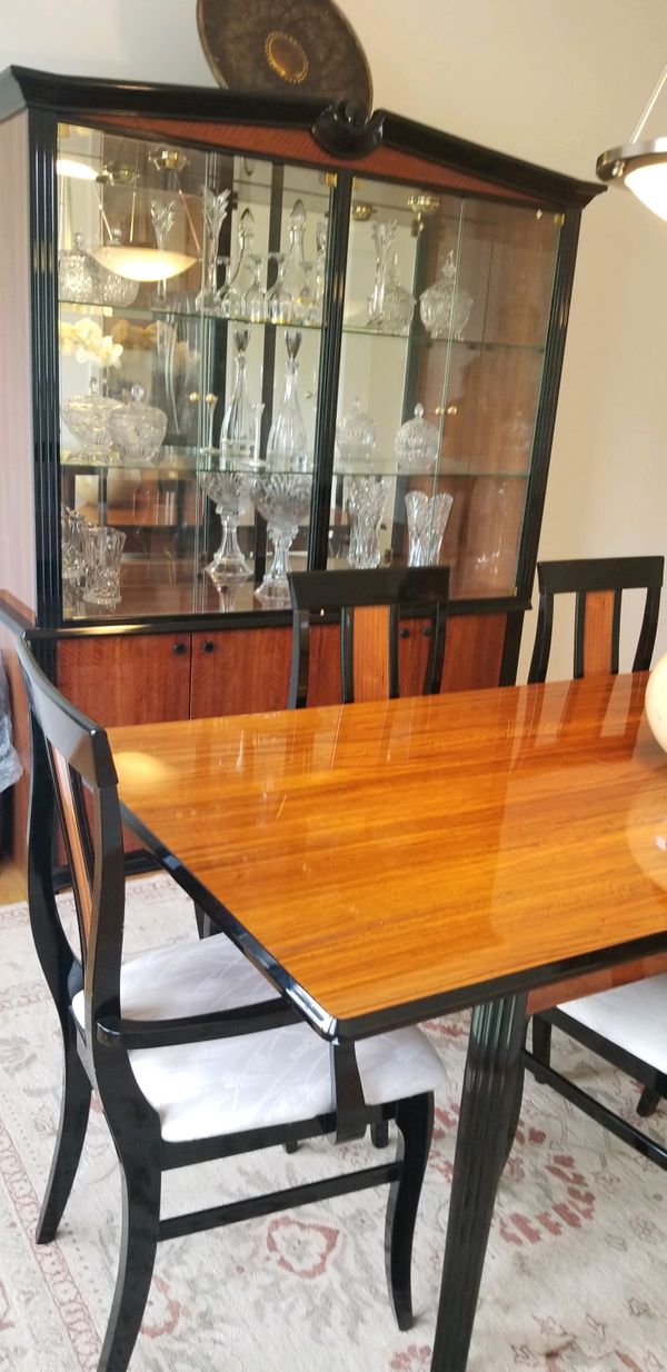 Classy Dining Room Set with China Cabinet for Sale in Gainesville, VA