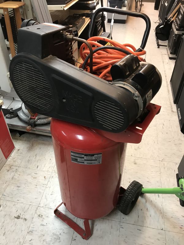 Husky 26 gallon 5 HP 135 PSI Cast Iron Air Compressor VT631502AJ for