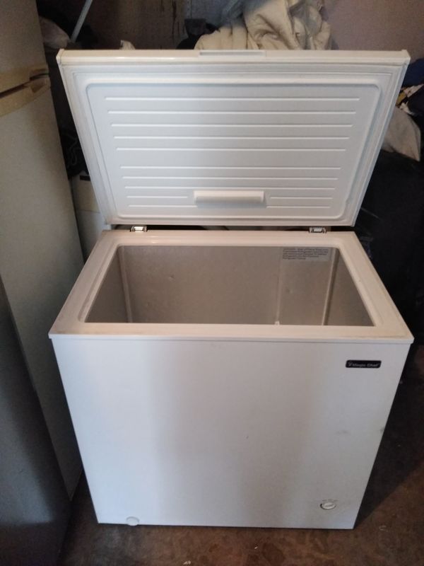 Magic chef Deep Freezer for Sale in Hesperia, CA OfferUp