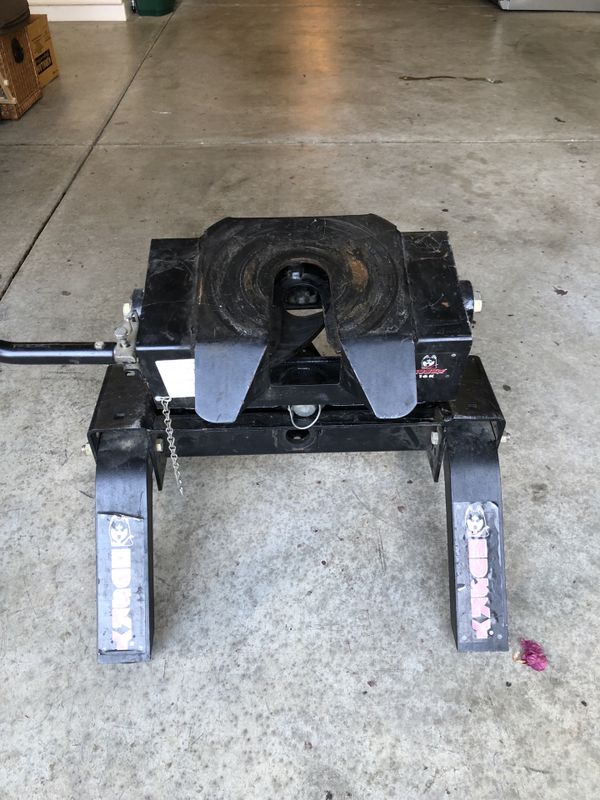 Husky fifth wheel hitch for Sale in Dana Point, CA OfferUp