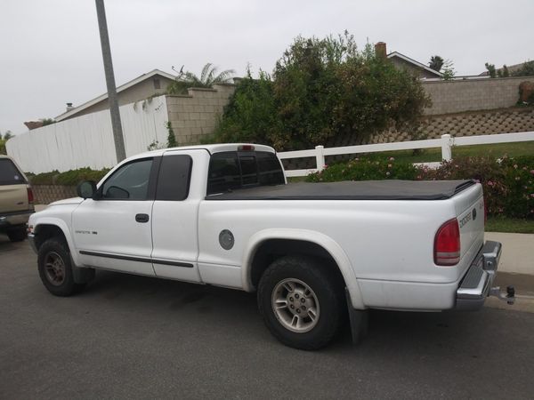 97 dodge dakota slt.v6 5spd..272k..4x4 for Sale in Yorba Linda, CA ...