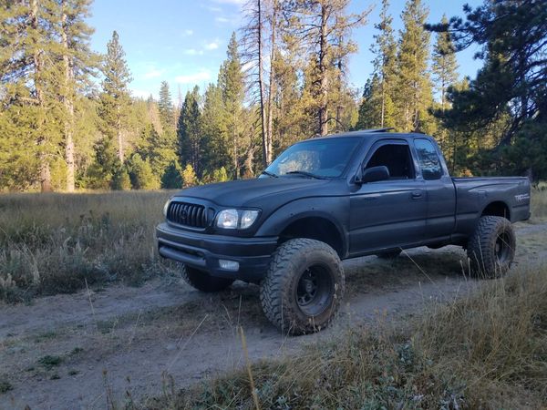 96 Toyota tacoma 4x4 for Sale in Modesto, CA - OfferUp