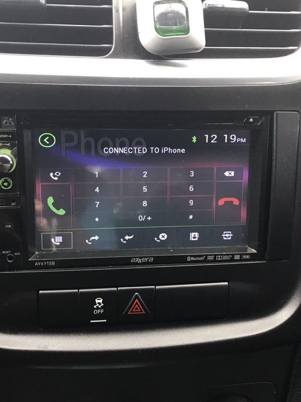 Axxera AV615BHM DVD Receiver with BuiltIn Bluetooth® and DualMirror