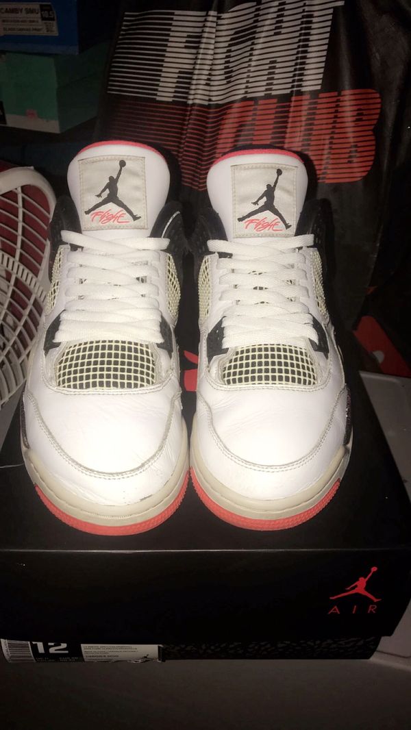 Crimson 4s size 11 for Sale in Elgin, IL - OfferUp