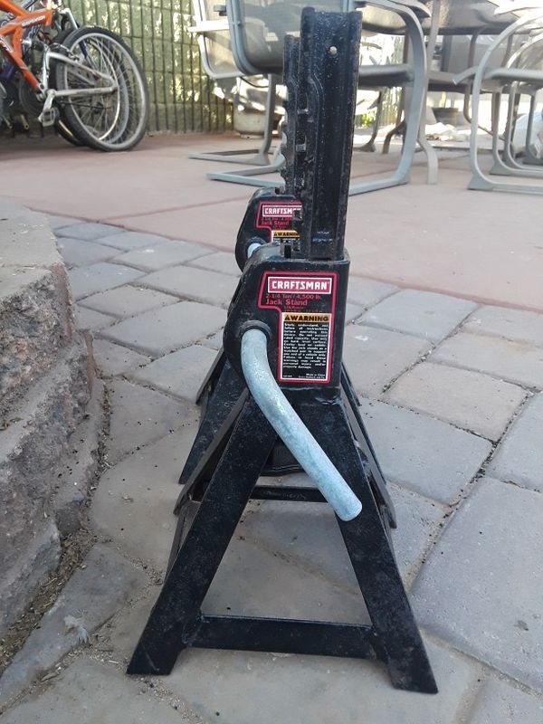 Craftsman Jack stand 21/4 Ton for Sale in Phoenix, AZ OfferUp