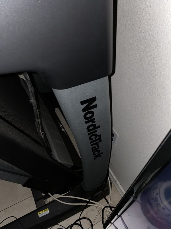 Nordictrack C900 treadmill for Sale in Irwindale, CA - OfferUp