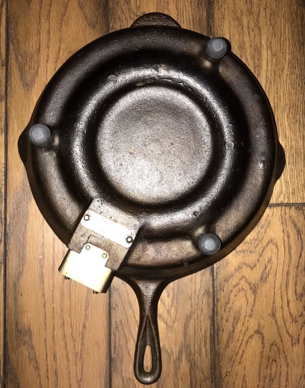 Vintage 1950's Electric Cast Iron Skillet with self basting lid! (Model