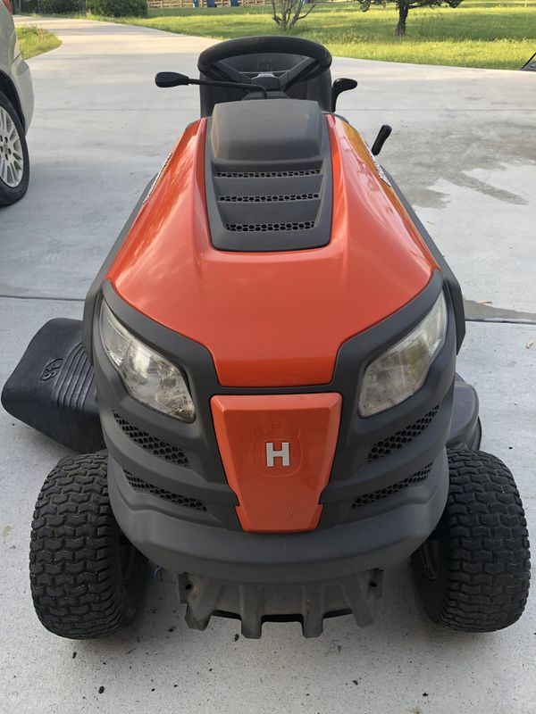 Husqvarna Riding Lawn Mower YTH21K46 21 HP 46 Inch Cut for Sale in High