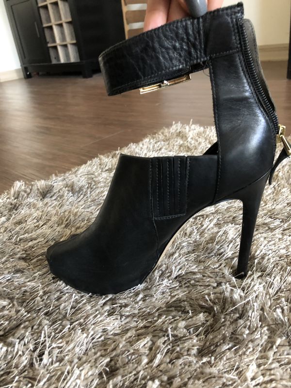 guess heels black