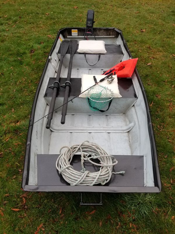 10 foot sears jon boat w/ electric motor and extras - $500