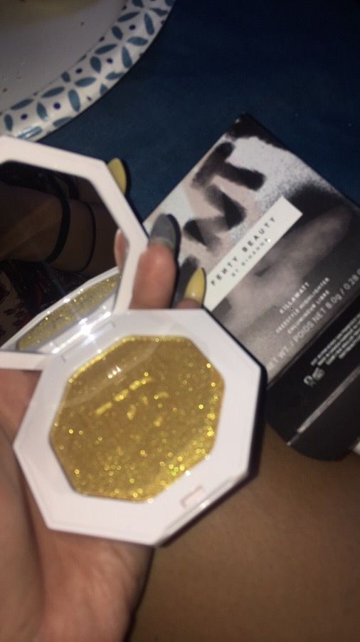 fenty beauty highlighter gold