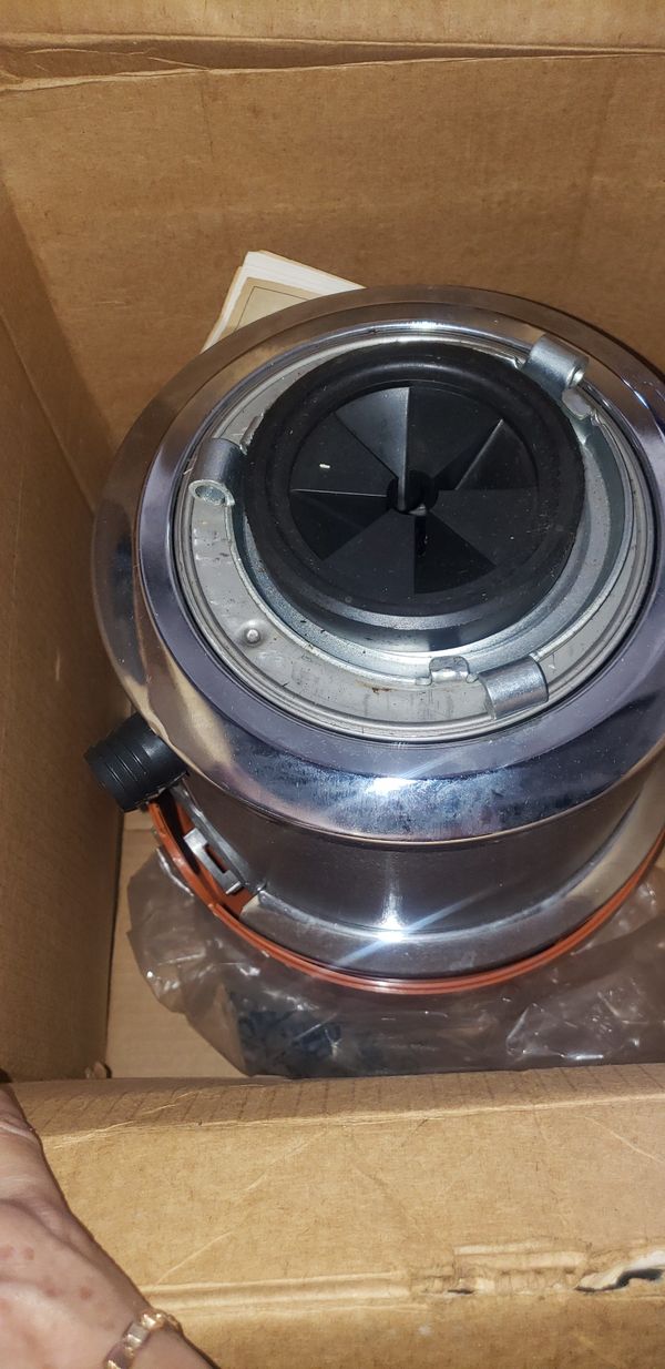 New vintage Kenmore 700 garbage Disposer 3/4 HP for Sale in Downey, CA