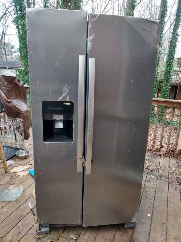 New refrigerator get damaged willing to sell for less for Sale in Smoke