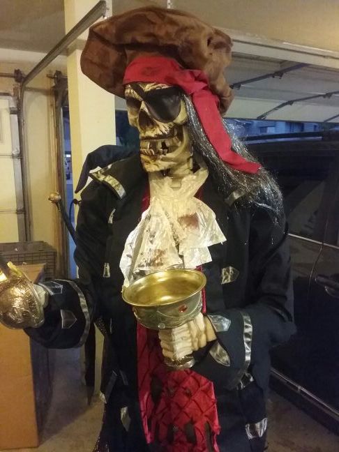 Pirate skeleton Dead Eye Drake Halloween prop for Sale in Murrieta, CA