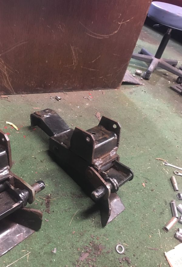 Western Ultra mount plow truck side mounts for Sale in Carol Stream, IL
