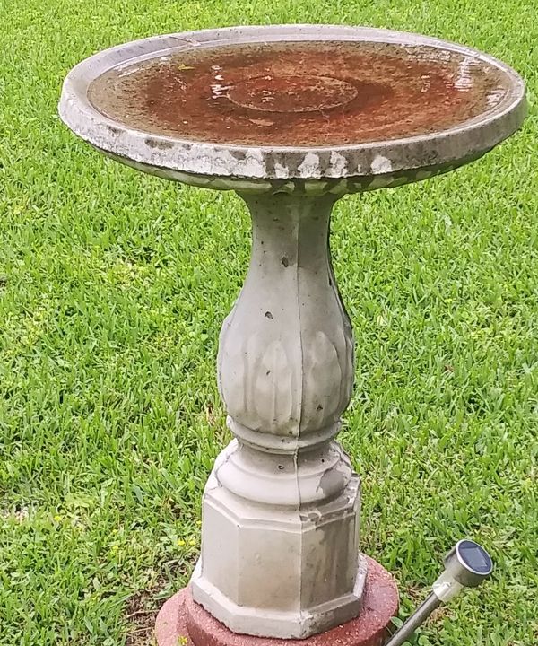 Heavy Bird Bath for Sale in Rosenberg, TX - OfferUp