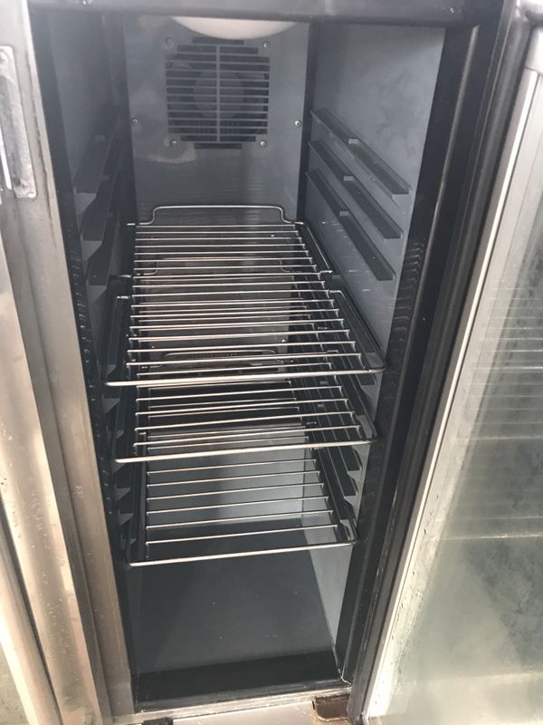 Franklin chef wine cooler/mini fridge for Sale in Apopka, FL OfferUp