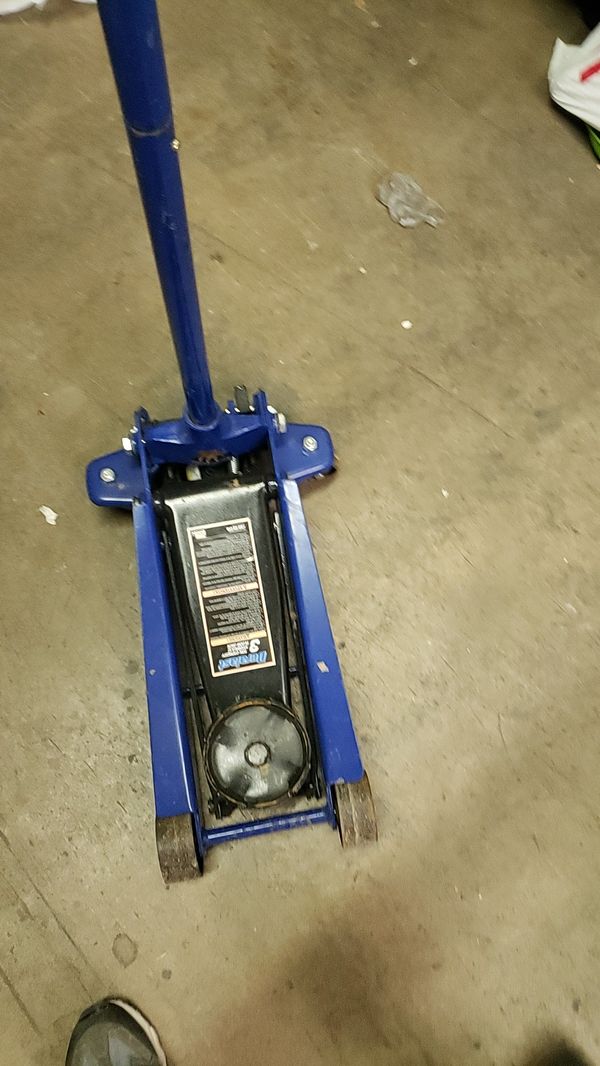 Duralast 3 ton floor jack for Sale in Sparks, NV OfferUp