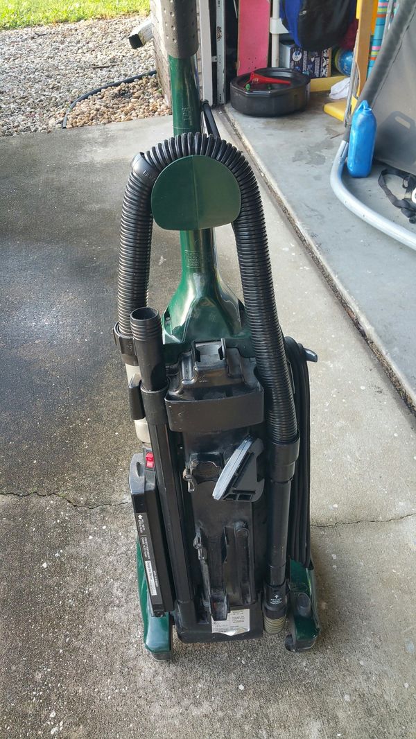 Dirt devil swivel glide vision vacuum cleaner for Sale in Deltona, FL