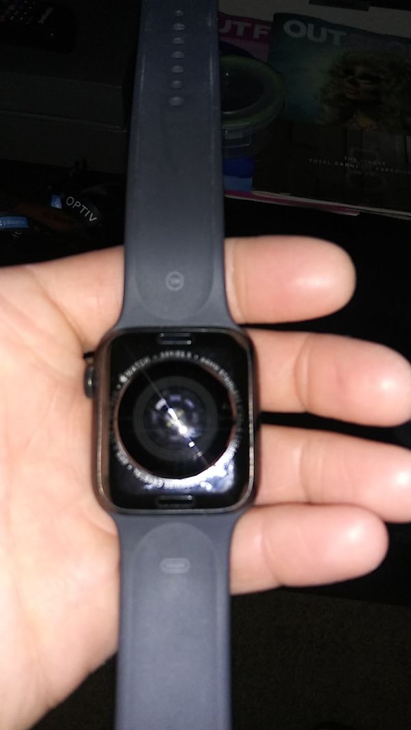 Apple Watch Series 5 GPS w\ charger for Sale in Denver, CO ...