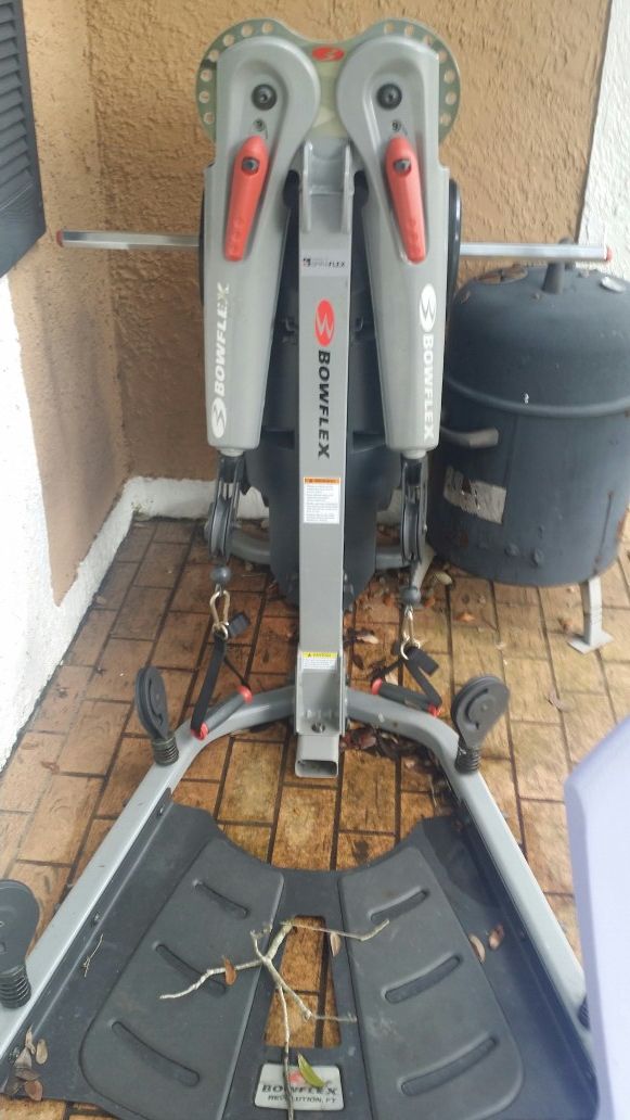 Bowflex Revolution for Sale in Tampa, FL - OfferUp