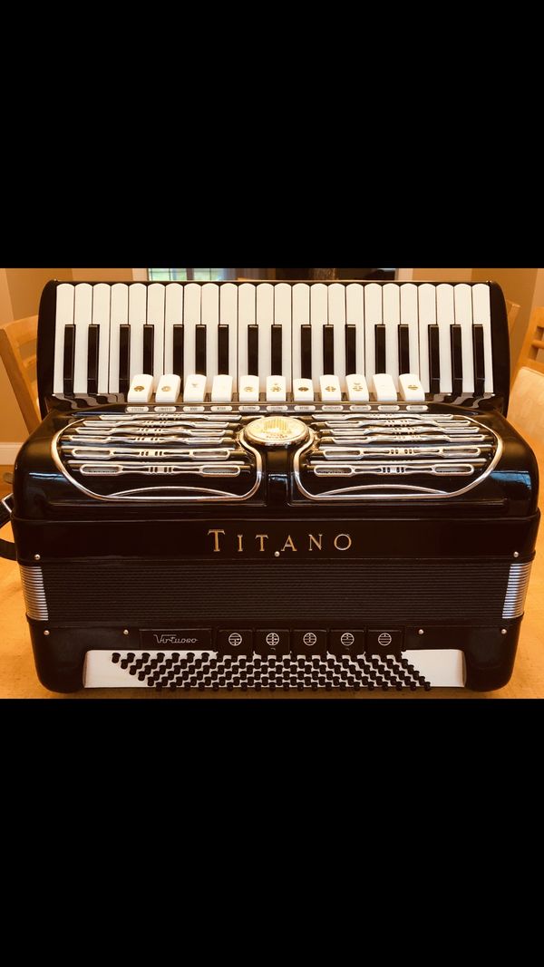 Titano Accordion for Sale in Dedham, MA OfferUp