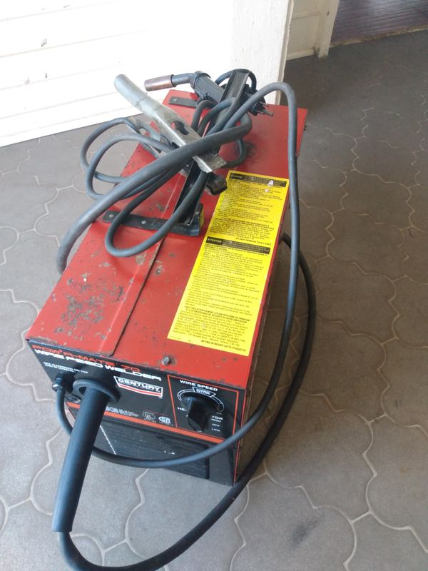 Century PowerMate 70 Wire Feed Welder Machine welding for Sale in Los