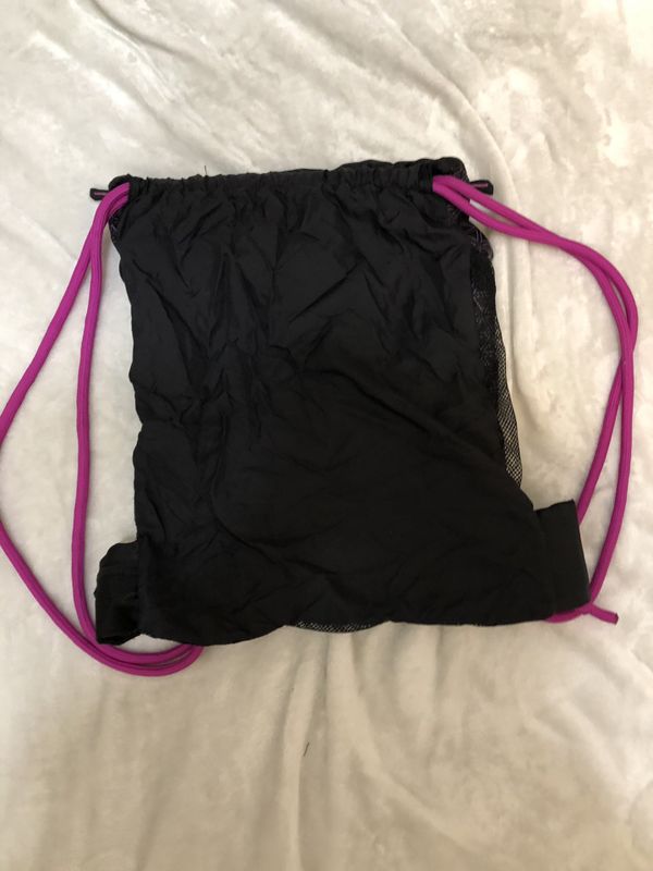 sling bag reebok