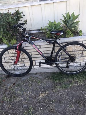 Schwnn aluminum bicycle for sale for Sale in Garden Grove, CA