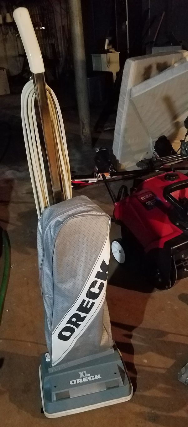 oreck xl vacuum used