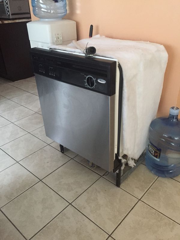 6 Months old Whirlpool Dishwasher for Sale in Fort Washington, MD OfferUp