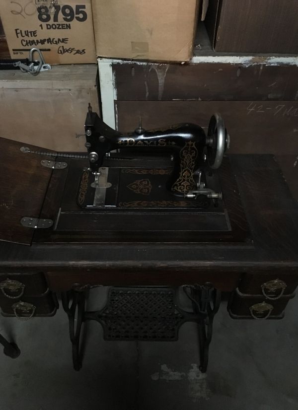 Antique Davis vertical feedTreadle Sewing Machine for Sale in Mission