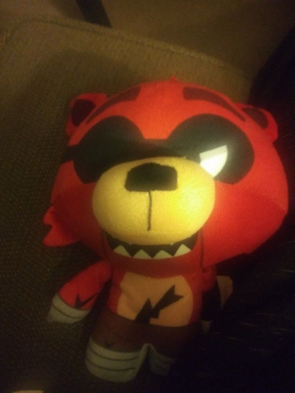 fnaf stuffed freddy