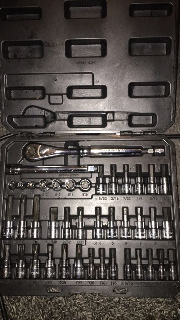 CRAFTSMAN SPECIALTY SOCKET SET INCH AND METRIC TORX HEX FEMALE TORX