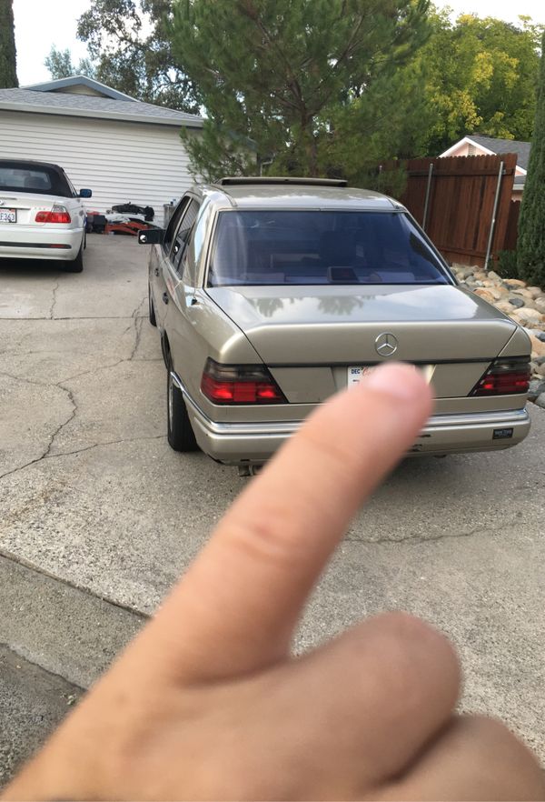 1990 300E Mercedes Benz , has mis fire , front windshield has a crack