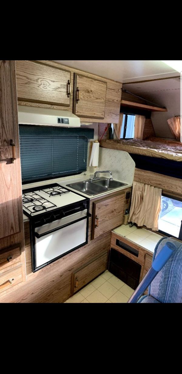 lance 1989.... 8'6 camper $3700 for Sale in West Covina, CA - OfferUp
