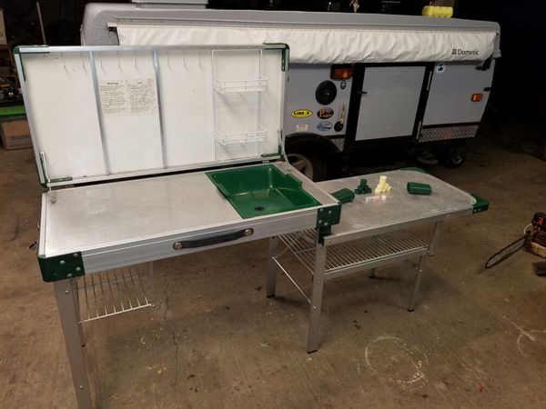 coleman kitchen deluxe camp table