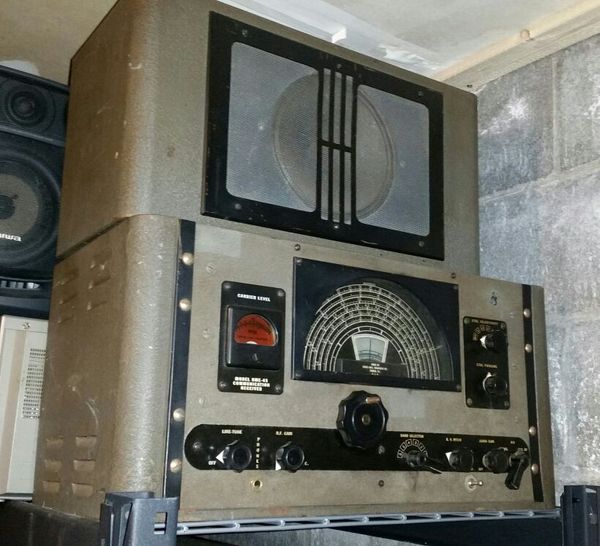 Vintage Ham Radio RME45 Receiver w/ Speaker (1945) for Sale in Easley