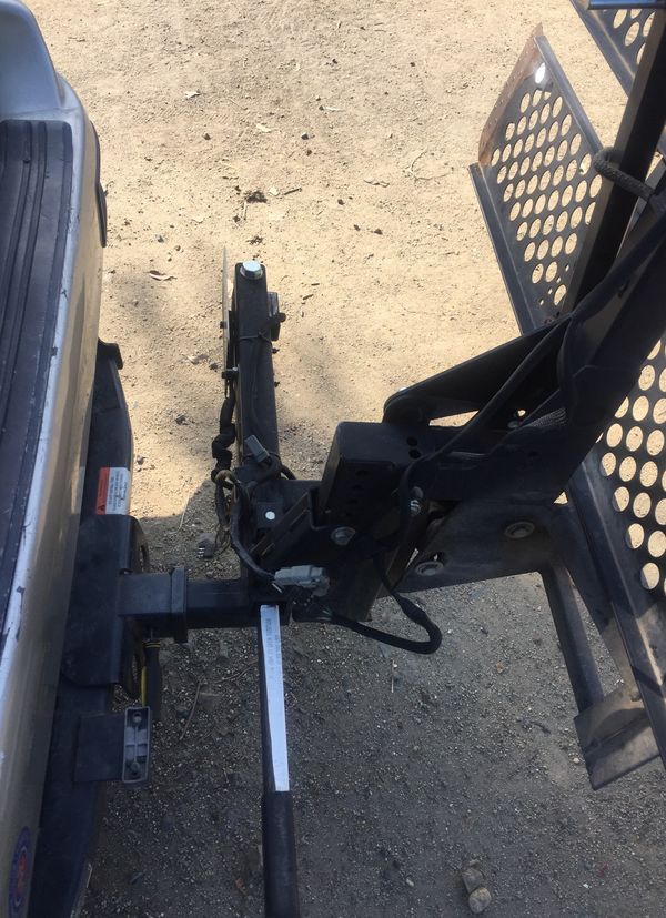 Electric or manual Wheelchair scooter carrier for trailer hitch for