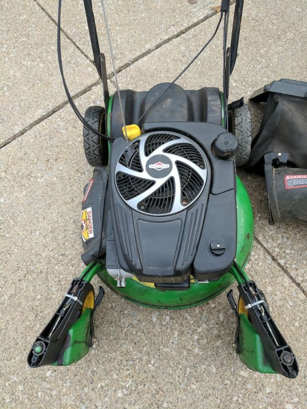 John Deere JS63 self propelled lawn mower with bag for Sale in ...