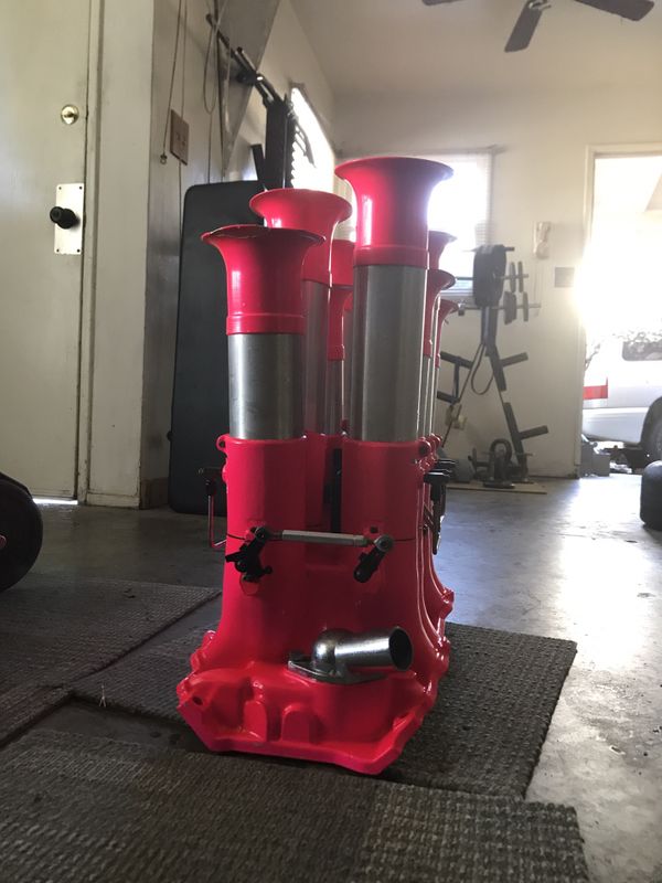 Hilburn Big block 454 Crower Chevy stack fuel injection intake manifold