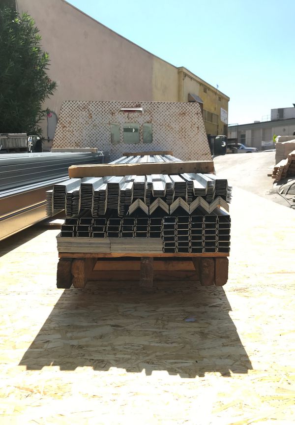 Metal studs for Sale in Los Angeles, CA OfferUp