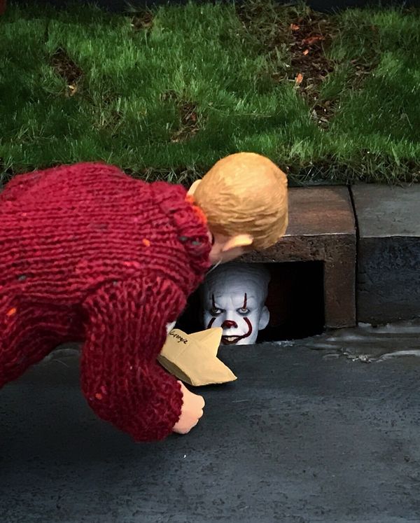 gallery diorama pennywise