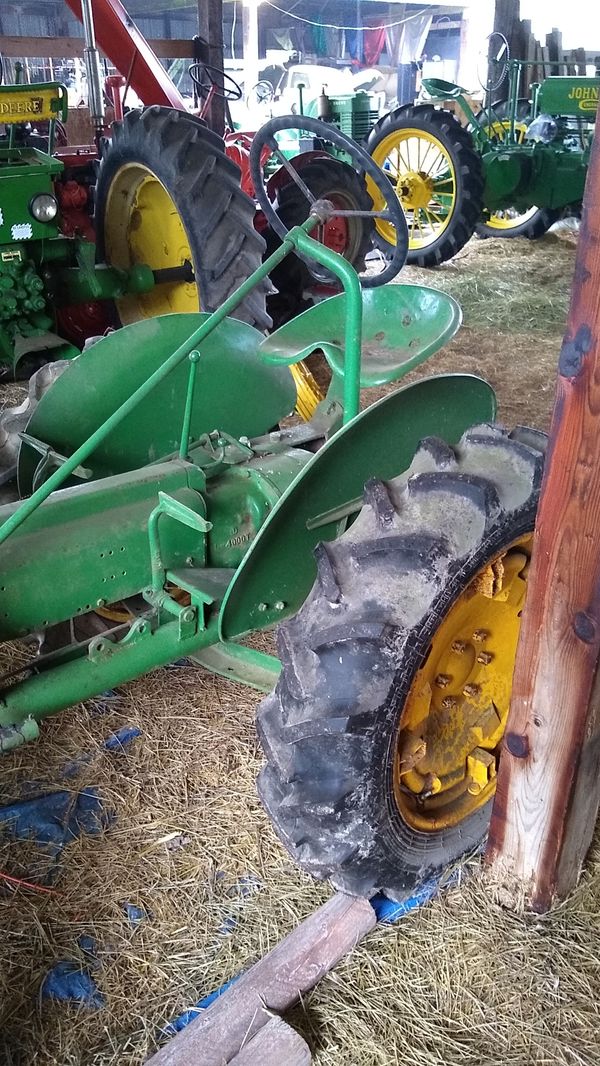 John Deere LA antique tractor for Sale in Stanwood, WA OfferUp