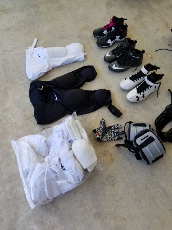 Youth football gear for Sale in PASS CHRIS, MS OfferUp